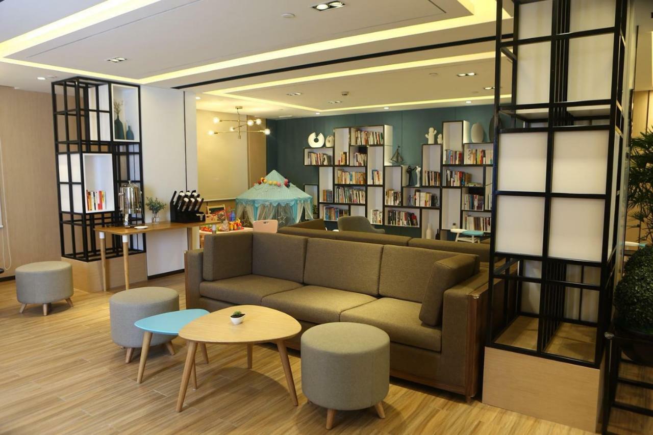Atour Hotel Nantong Bagian luar foto