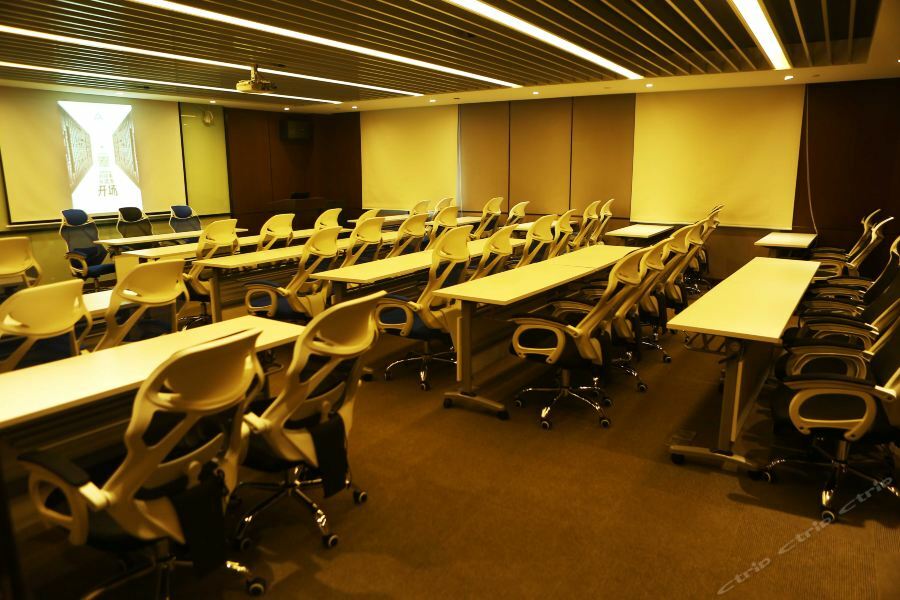 Atour Hotel Nantong Bagian luar foto